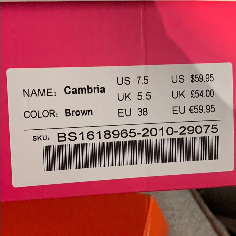 Boots - Picture 5 of 5